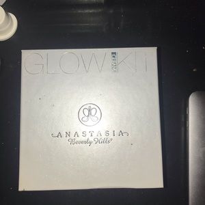 Glow kit